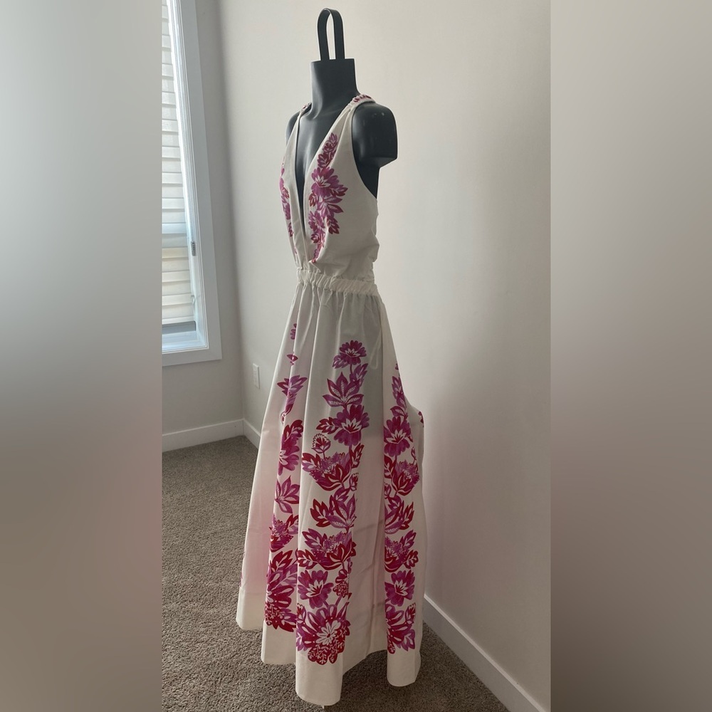 FARM Rio White Maxi Dress with Pink Floral Print NWT - Picture 8 of 12